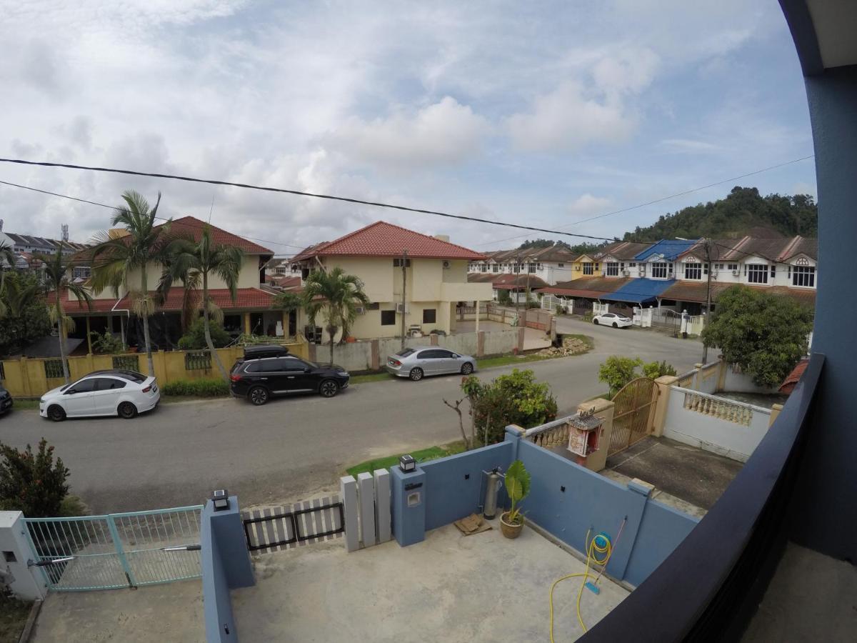 Coco Guesthouse Kemaman Chukai Exterior photo