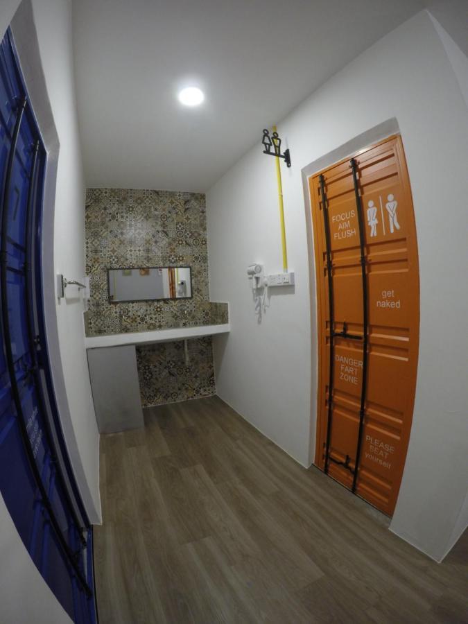Coco Guesthouse Kemaman Chukai Exterior photo